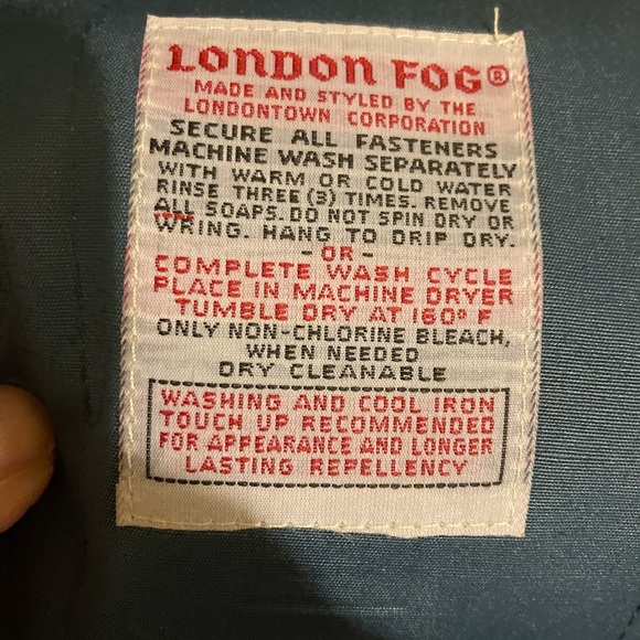 Womens’ Winter/fall Classic Trench by London Fog size 16R. New coat - no tags. - Picture 3 of 4